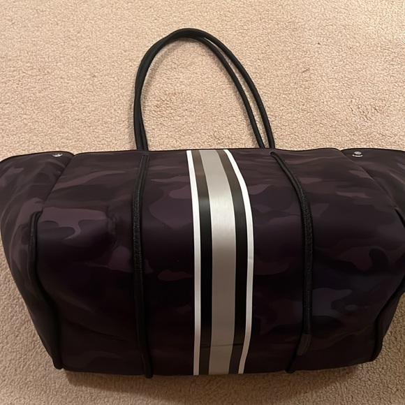 Haute Shore Neoprene Tote - Picture 7 of 7